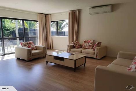 Photo of property in 25 Tihema Lane, Westgate, Auckland, 0614