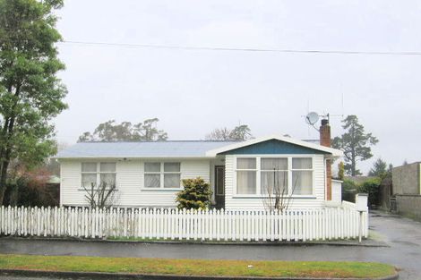Photo of property in 8 Cleveland Street, Bader, Hamilton, 3206