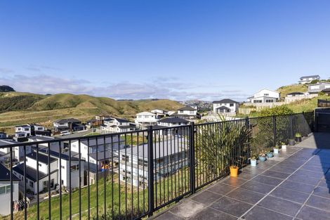 Photo of property in 12 Atherton Terrace, Churton Park, Wellington, 6037