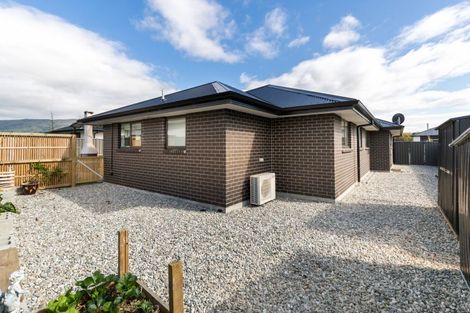 Photo of property in 10 Guano Crescent, Cromwell, 9310