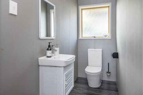 Photo of property in 16 Garthwood Road, Hillcrest, Hamilton, 3216
