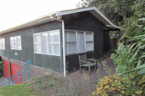 Photo of property in 41 Seaview Road, Glenfield, Auckland, 0629