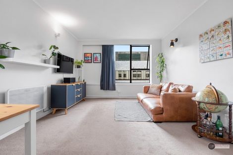 Photo of property in Hobson Court Flats, 51/70u Hobson Street, Thorndon, Wellington, 6011