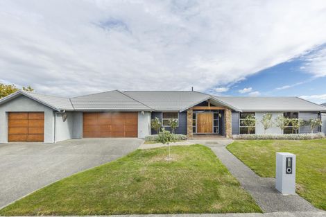 Photo of property in 16 Liberty Grove, Kelvin Grove, Palmerston North, 4414