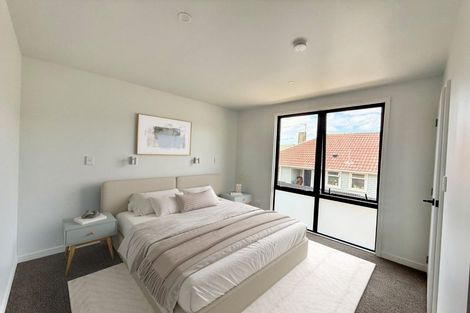 Photo of property in 217 Oxford Terrace, Avalon, Lower Hutt, 5011