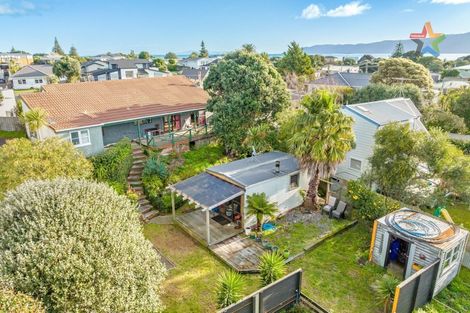 Photo of property in 17 Nathan Avenue, Paraparaumu Beach, Paraparaumu, 5032