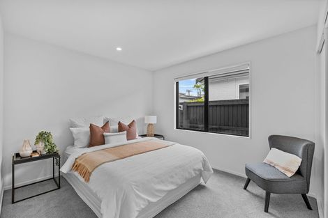 Photo of property in 76a Quinns Road, Shirley, 8013
