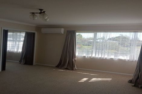 Photo of property in 8 Greenock Place, Awapuni, Palmerston North, 4412