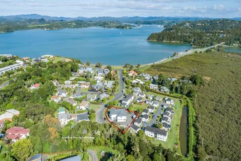 Photo of property in Paihia Waves, 6 Tohitapu Road, Paihia, 0200