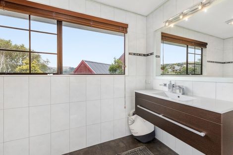 Photo of property in 17 Observatory Close, Whitby, Porirua, 5024