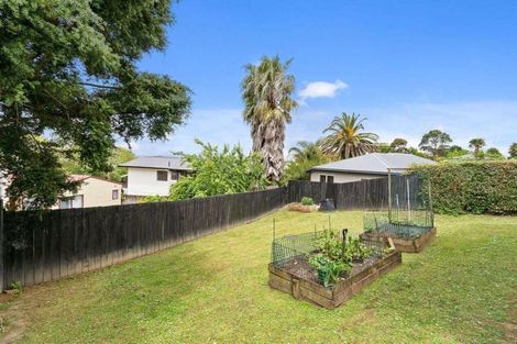 Photo of property in 87 Hobsonville Road, West Harbour, Auckland, 0618