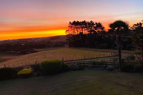 Photo of property in 11 Taylor Road, Waimauku, 0882