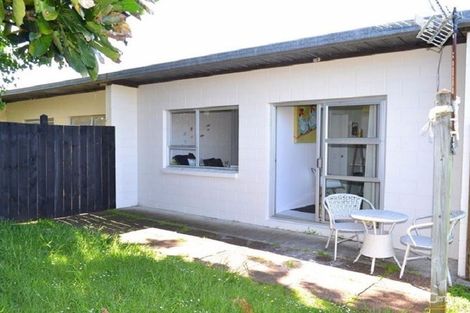 Photo of property in 21 Landscape Road, Papatoetoe, Auckland, 2025