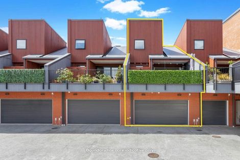 Photo of property in 76 Hobsonville Point Road, Hobsonville, Auckland, 0616