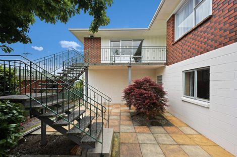 Photo of property in 16 Resthill Crescent, Glenview, Hamilton, 3206