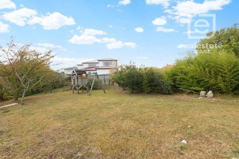 Photo of property in 6a Waari Avenue, Sunnyvale, Auckland, 0612