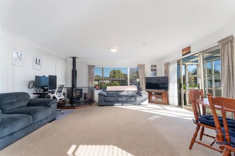 Photo of property in 1/6 Louisson Avenue, Stoke, Nelson, 7011