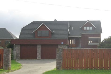 Photo of property in 157 Manly Street, Paraparaumu Beach, Paraparaumu, 5032