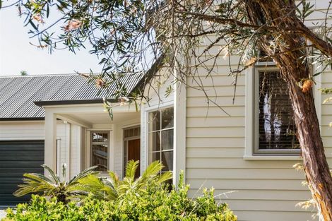 Photo of property in 111 Kaitemako Road, Welcome Bay, Tauranga, 3112