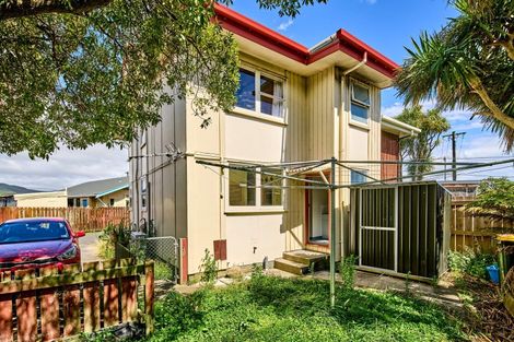 Photo of property in 2/3 Bouverie Street, Petone, Lower Hutt, 5012