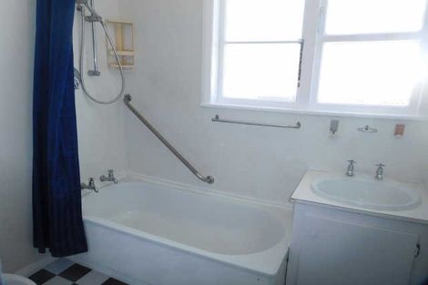 Photo of property in 206 Coronation Avenue, Welbourn, New Plymouth, 4310