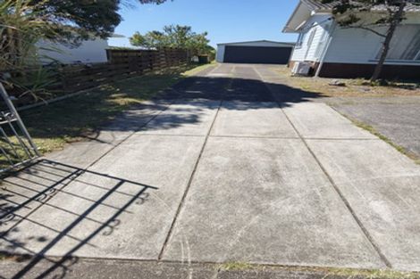 Photo of property in 55 Sikkim Crescent, Clover Park, Auckland, 2019