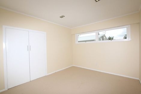 Photo of property in 12 City View Terrace, Birkenhead, Auckland, 0626