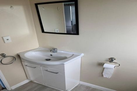 Photo of property in 536 Broadway, Strathmore Park, Wellington, 6022