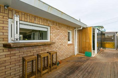 Photo of property in 98 Ngamotu Road, Spotswood, New Plymouth, 4310