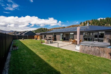 Photo of property in Luggate Park, 15 Cooper Crescent, Luggate, Wanaka, 9383