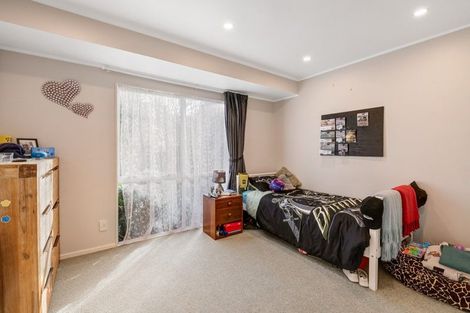 Photo of property in 2312 State Highway 16, Helensville, 0875