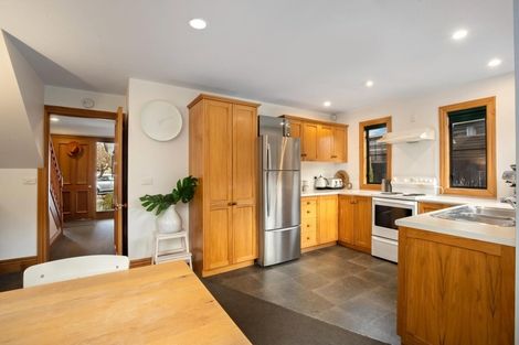Photo of property in 9a Daveys Place, Arrowtown, 9302