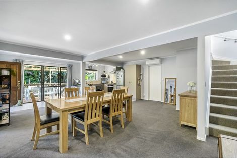 Photo of property in 35 Great North Road, Riverhead, 0820