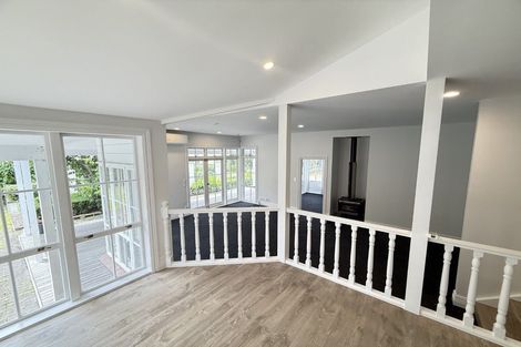 Photo of property in 14 Amreins Road, Waitakere, Henderson, 0782