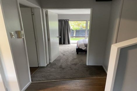 Photo of property in 1/27 Thorrington Road, Cashmere, Christchurch, 8022