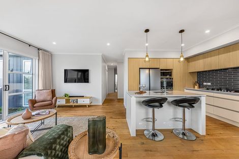 Photo of property in 27 Whenuapai Drive, Whenuapai, Auckland, 0618