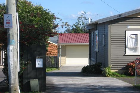 Photo of property in 14 Russell Road, Manurewa, Auckland, 2102