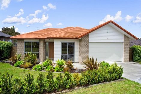 Photo of property in 8 Jezero Drive, Massey, Auckland, 0614