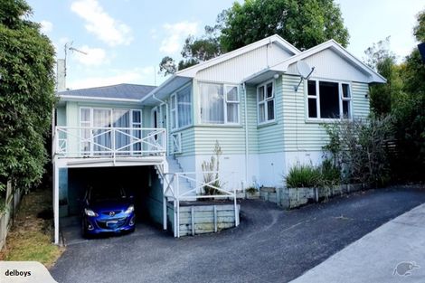 Photo of property in 18 Bond Crescent, Forrest Hill, Auckland, 0620