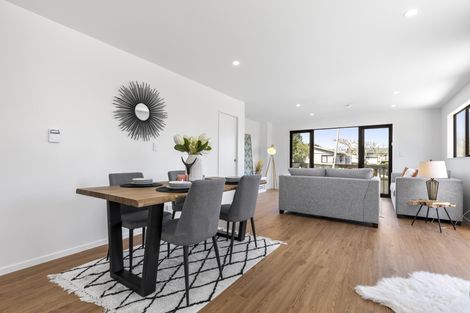 Photo of property in 1b Bellville Drive, Clendon Park, Auckland, 2103