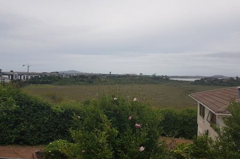 Photo of property in 1/69 College Road, Northcote, Auckland, 0627