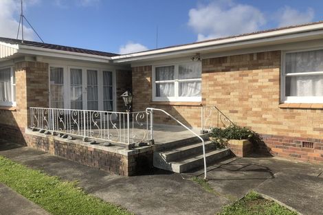 Photo of property in 15 Edorvale Avenue, Manukau, Auckland, 2025
