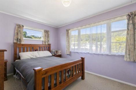 Photo of property in 16 Hay Street, Wainuiomata, Lower Hutt, 5014