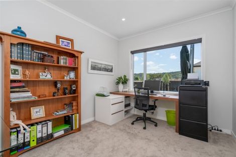 Photo of property in 12 Walter Ruddock Avenue, Kumeu, 0810