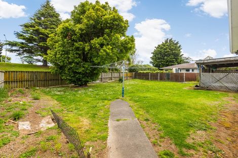 Photo of property in 17 Gloaming Place, Conifer Grove, Takanini, 2112