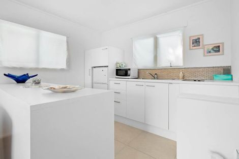 Photo of property in 674 Pakuranga Road, Howick, Auckland, 2010