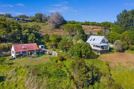 Photo of property in 120 Maungatawhiri Road, Raglan, 3295