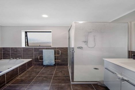 Photo of property in 3/14 King Edward Avenue, Papakura, 2110