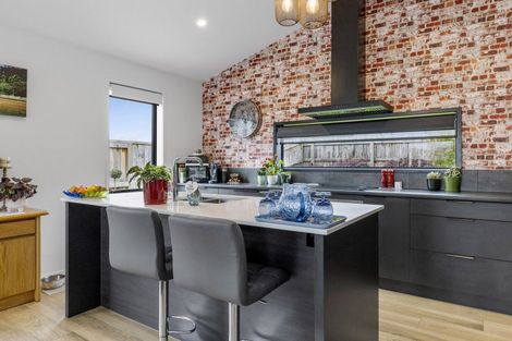 Photo of property in 43 Harakeke Drive, Wharewaka, Taupo, 3330