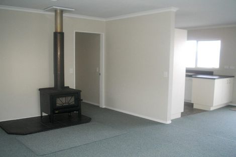 Photo of property in 3 Makora Grove, Paremata, Porirua, 5024